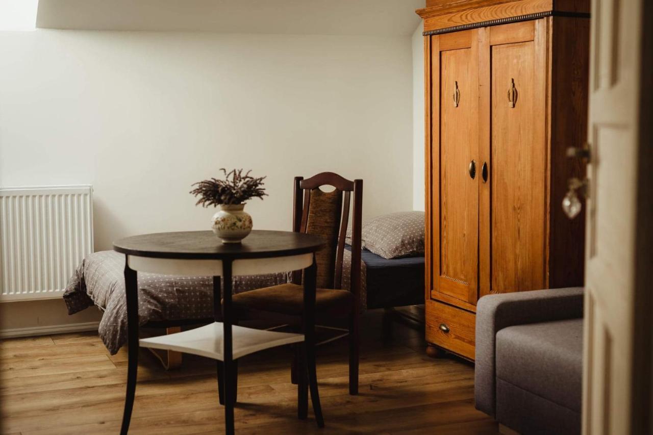 Lawendowa Stajnia Bed & Breakfast Lwowek Slaski Dış mekan fotoğraf